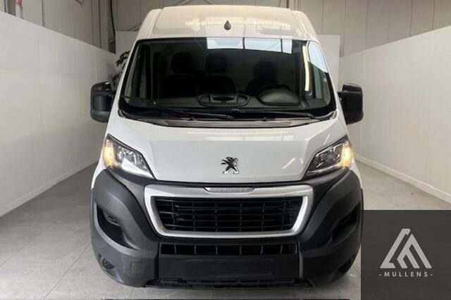 Wit Gebruikt 2021 Peugeot Boxer S Van | € 19.000 (Duur) - Afbeelding 1/4