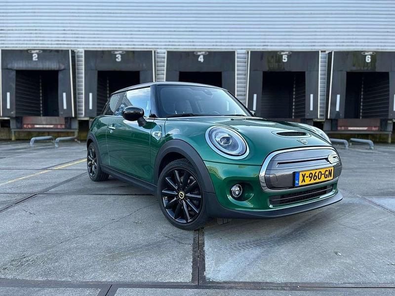 Groen Gebruikt 2020 Mini Cooper SE Hatchback | € 16.900 (Goede deal) - Afbeelding 1/4