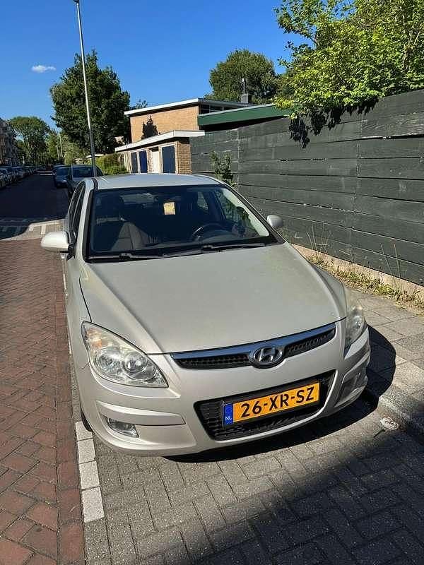 Gebruikt 2007 Hyundai i30 Comfort Sedan | € 3.500 (Duur) - Afbeelding 1/4