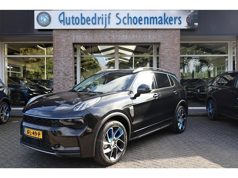 Zwart Gebruikt 2023 Lynk & Co 01 SUV | € 27.890 (Eerlijke prijs) - Afbeelding 1/3