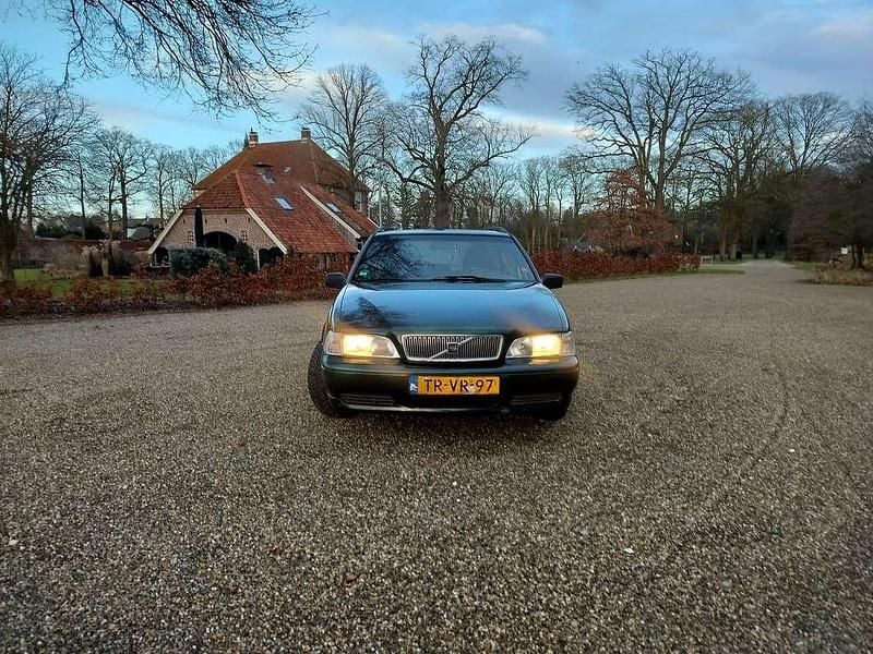 Occasion Volvo V70 144 PK (105 kW) 1998 Groen Stationwagen