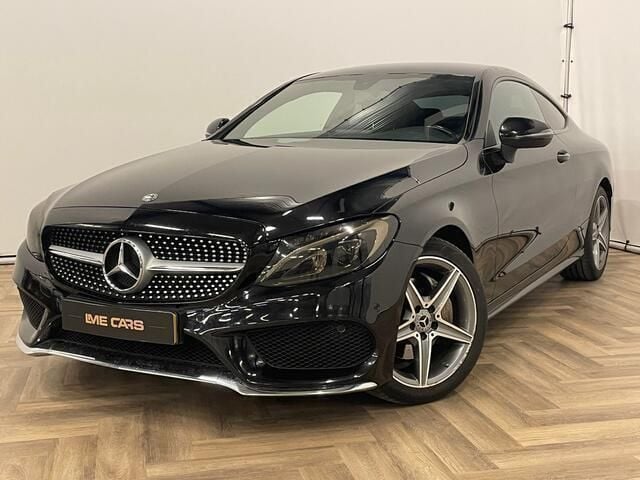 Zwart Gebruikt 2017 Mercedes C180 Premium Plus Coupé | € 18.944 (Goede deal) - Afbeelding 1/4