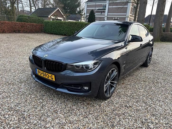 Occasion 2017 BMW 318 Executive | € 15.250 (Eerlijke prijs) - Afbeelding 1/4