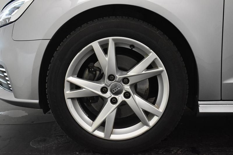 Occasion Audi A3 Sportback e-tron Sport 204 PK (150 kW) 2018 Grijs (metallic) Hatchback