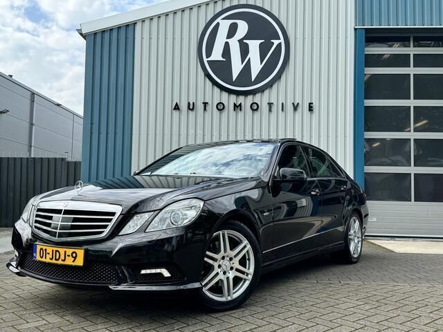Zwart Gebruikt 2009 Mercedes E350 Avantgarde Sedan | € 12.999 - Afbeelding 1/4