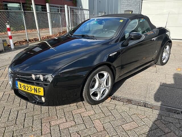 Occasion Alfa Romeo Spider Exclusive 185 PK (136 kW) 2006 Zwart Cabriolet