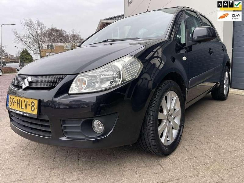 Zwart Occasion 2009 Suzuki SX4 Exclusive MPV | € 5.450 (Goede deal) - Afbeelding 1/4