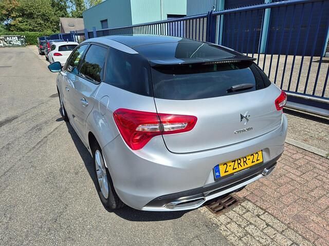 Occasion Citroën DS5 Business Class 120 PK (88 kW) 2015 Grijs (metallic) Hatchback