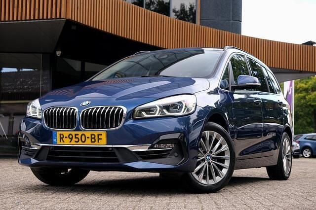 Blauw Gebruikt 2022 BMW 216 Comfort Edition Stationwagen | € 19.950 (Eerlijke prijs) - Afbeelding 1/4