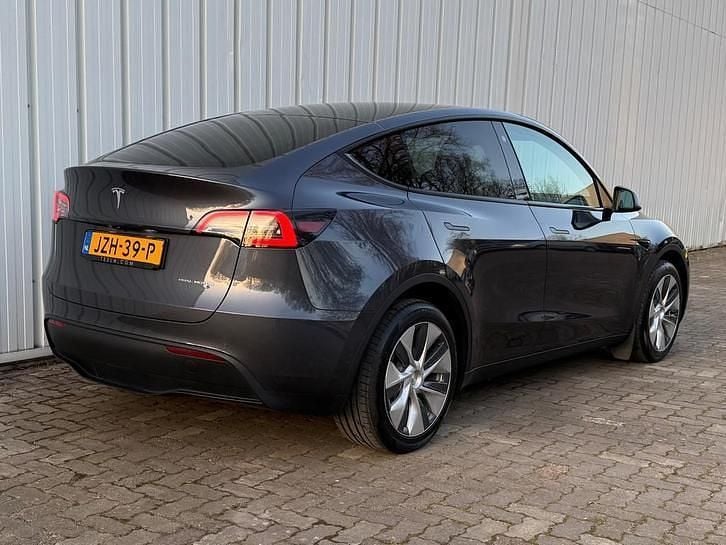 Occasion Tesla Model Y 336 kW (457 PK) 2022 Grijs (metallic) SUV