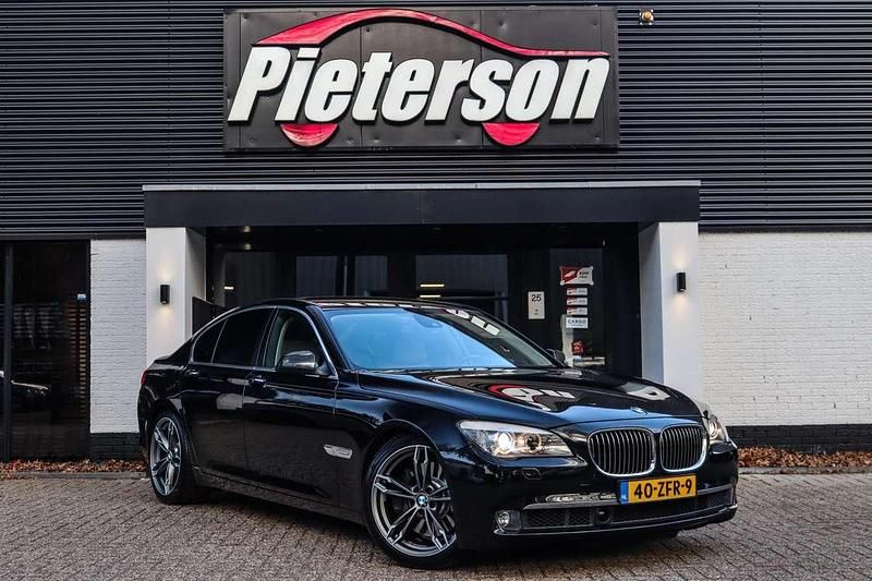 Zwart Gebruikt 2009 BMW 740 Executive Sedan | € 19.950 - Afbeelding 1/4