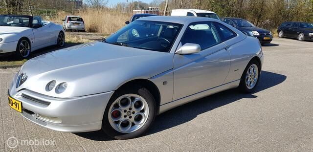 Occasion Alfa Romeo GTV 155 PK (114 kW) 1999 Grijs Coupé