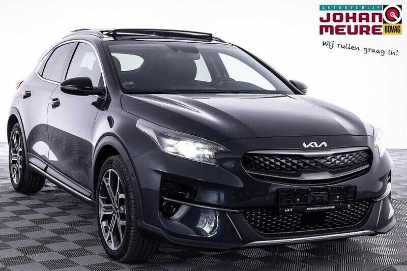 Grijs Gebruikt 2022 Kia XCeed SUV | € 25.900 (Eerlijke prijs) - Afbeelding 1/4