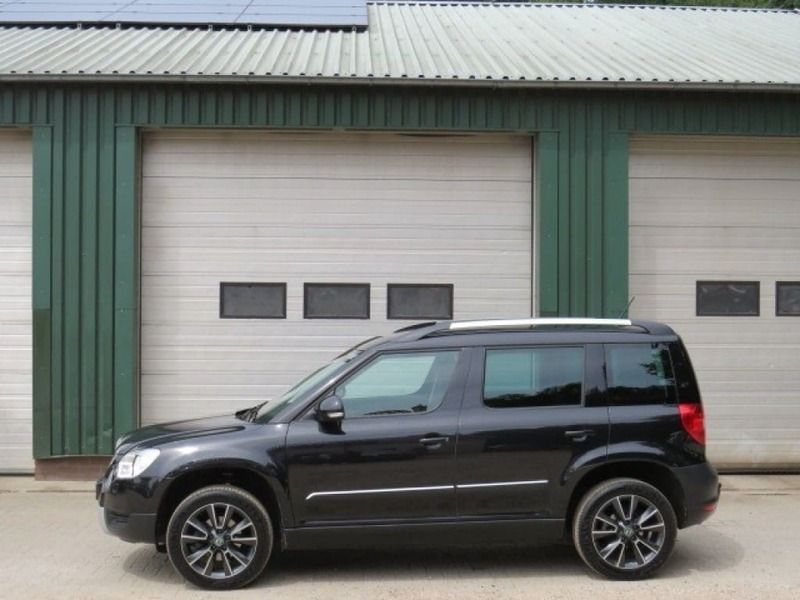 Zwart Gebruikt 2012 Skoda Yeti SUV | € 7.950 (Iets duurder) - Afbeelding 1/4