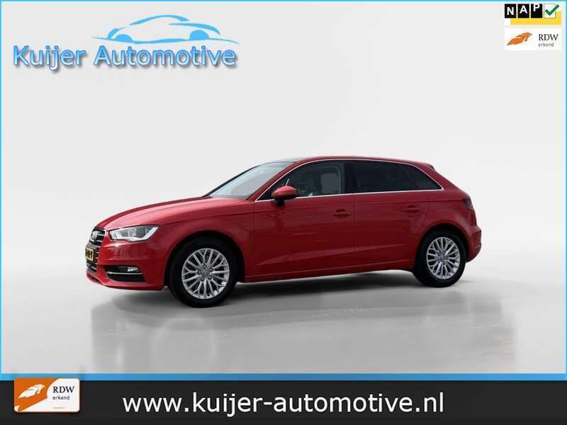 Rood Gebruikt 2016 Audi A3 Ambiente Hatchback | € 12.945 (Super prijs) - Afbeelding 1/4