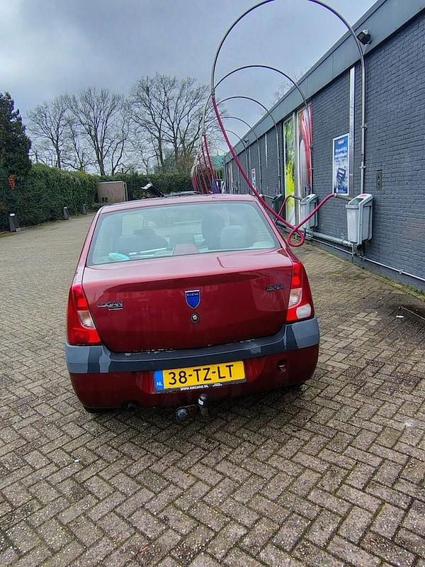 Occasion Dacia Logan Lauréate 2007 Rood Sedan