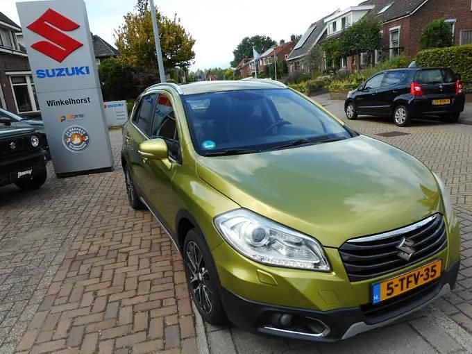 Groen Gebruikt 2014 Suzuki SX4 Hatchback | € 8.950 (Duur) - Afbeelding 1/4