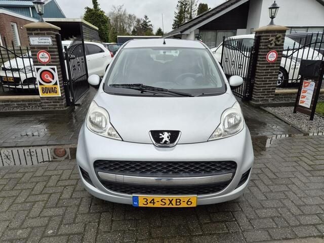 Occasion Peugeot 107 68 PK (50 kW) 2012 Grijs Hatchback