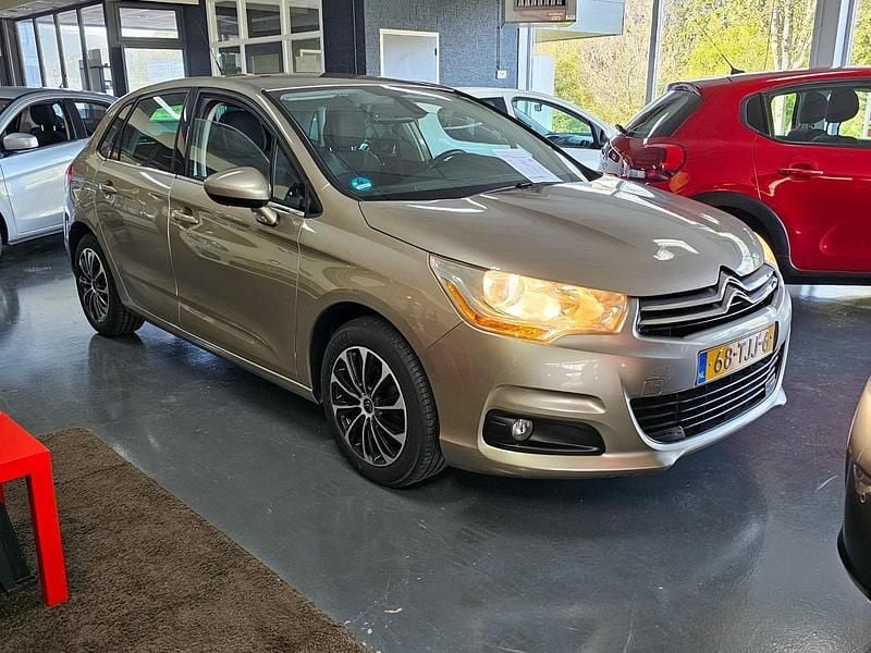 Occasion Citroën C4 Tendance 120 PK (88 kW) 2012 Beige (metallic) Hatchback