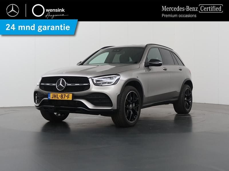 Grijs Gebruikt 2022 Mercedes GLC300e Business SUV | € 47.350 (Iets duurder) - Afbeelding 1/4