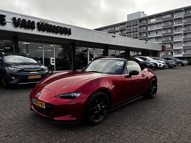 Rood Occasion 2017 Mazda MX5 Cabriolet | € 19.450 (Eerlijke prijs) - Afbeelding 1/4
