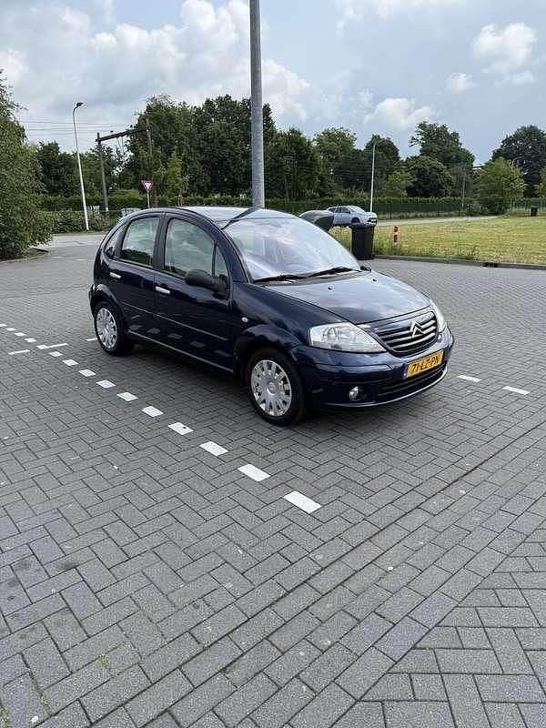 Blauw Occasion 2003 Citroën C3 Exclusive Hatchback | € 999 (Goede deal) - Afbeelding 1/4