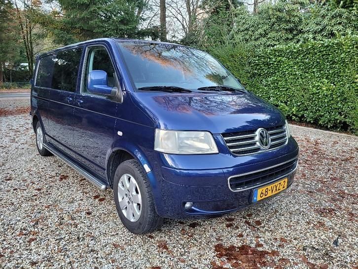Blauw (metallic) Gebruikt 2009 VW T5 Edition Van | € 6.990 (Super prijs) - Afbeelding 1/4