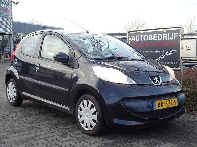 Zwart Gebruikt 2006 Peugeot 107 Hatchback | € 1.950 (Super prijs) - Afbeelding 1/4
