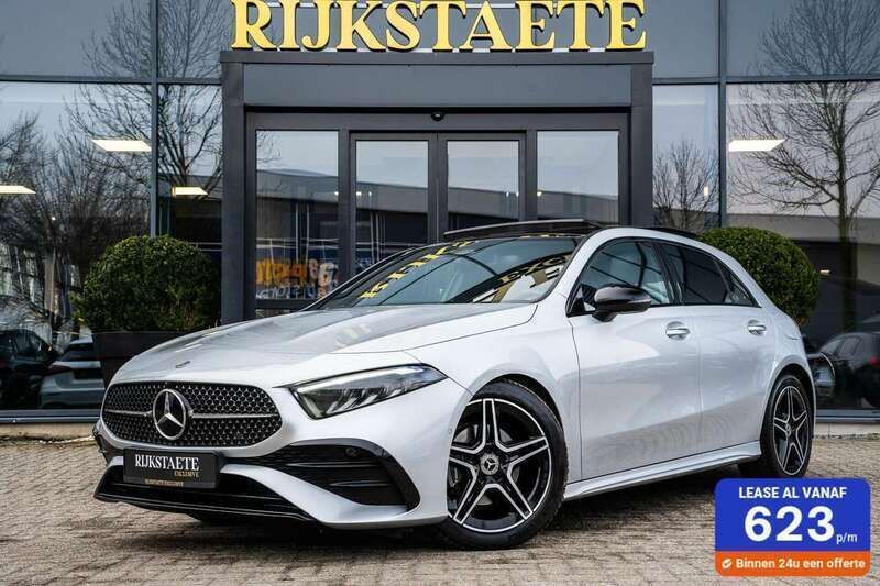 Zilver Gebruikt 2023 Mercedes A200 AMG Hatchback | € 38.900 (Duur) - Afbeelding 1/4