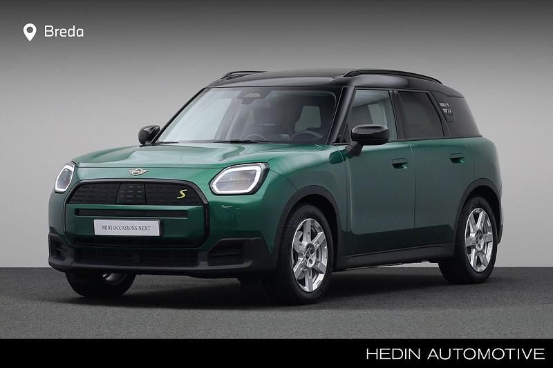 Groen Occasion 2025 Mini Countryman Classic SUV | € 39.880 (Super prijs) - Afbeelding 1/4