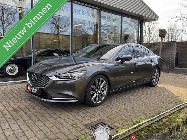 Grijs Occasion 2019 Mazda 6 Signature Sedan | € 22.950 (Eerlijke prijs) - Afbeelding 1/4