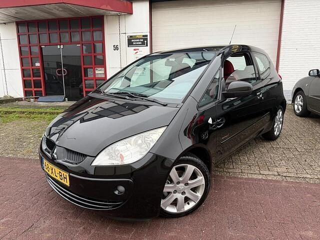 Zwart Gebruikt 2007 Mitsubishi Colt Inform Hatchback | € 1.250 (Eerlijke prijs) - Afbeelding 1/4