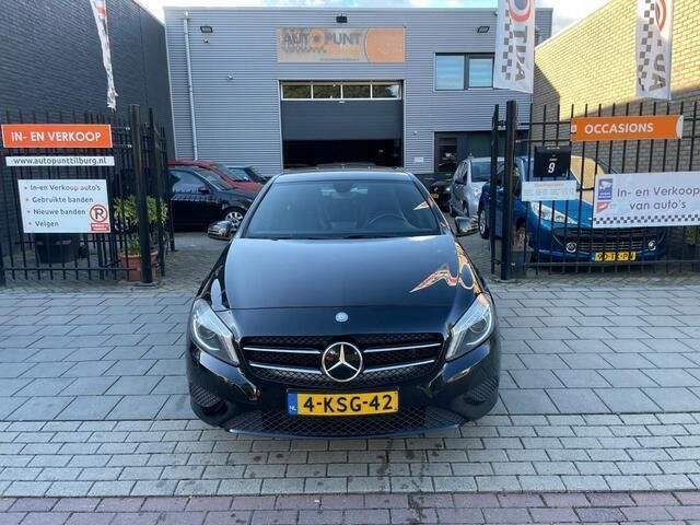 Occasion Mercedes A180 Edition 122 PK (89 kW) 2013 Zwart Hatchback