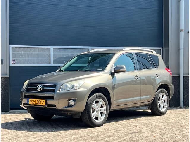 Bruin Gebruikt 2010 Toyota RAV4 SUV | € 8.950 (Eerlijke prijs) - Afbeelding 1/4