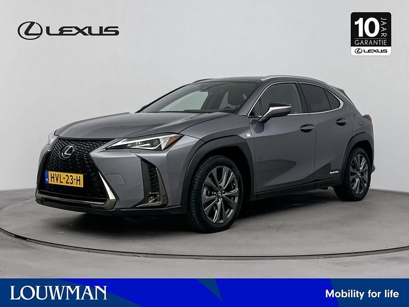 Grijs Gebruikt 2019 Lexus UX 250h Sport Line SUV | € 30.995 (Iets duurder) - Afbeelding 1/4