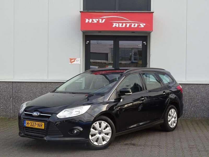 Zwart Gebruikt 2013 Ford Focus Titanium Stationwagen | € 4.450 (Goede deal) - Afbeelding 1/3