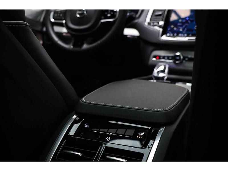 Occasion Volvo XC90 Ultra 456 PK (335 kW) 2024 Zwart SUV