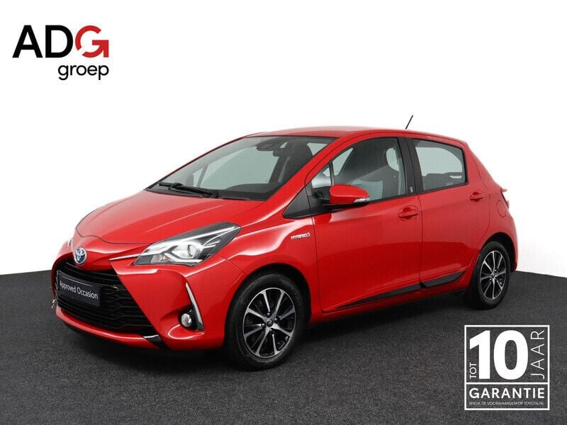 Rood Gebruikt 2018 Toyota Yaris Hybrid Design Hatchback | € 16.950 (Eerlijke prijs) - Afbeelding 1/4