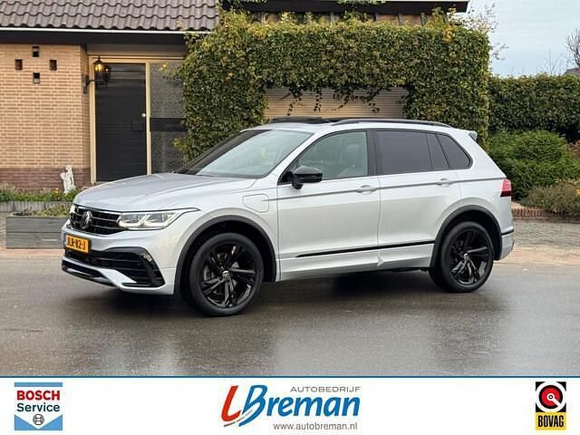 Grijs Gebruikt 2022 VW Tiguan Business SUV | € 35.990 (Iets duurder) - Afbeelding 1/4