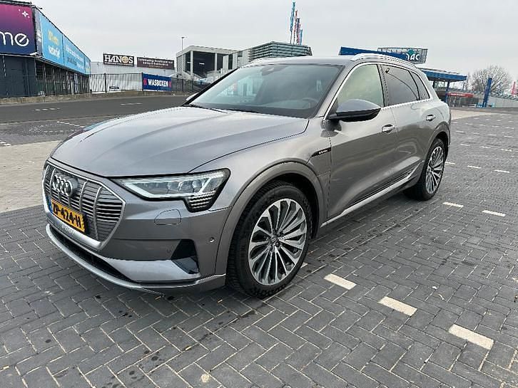 Occasion 2019 Audi e-tron S-Line SUV | € 21.250 (Super prijs) - Afbeelding 1/4