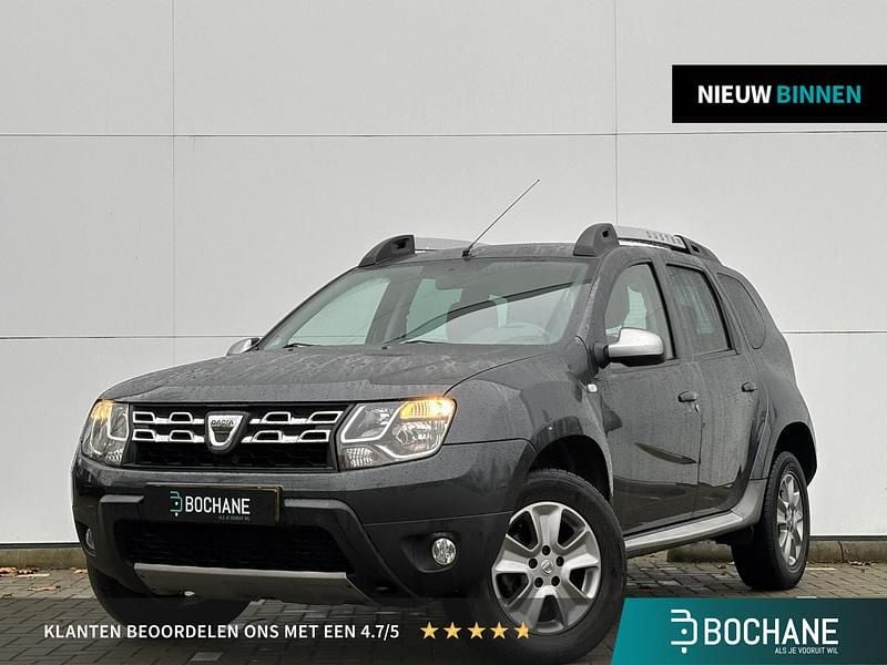 Grijs Gebruikt 2015 Dacia Duster Prestige SUV | € 8.745 (Eerlijke prijs) - Afbeelding 1/4