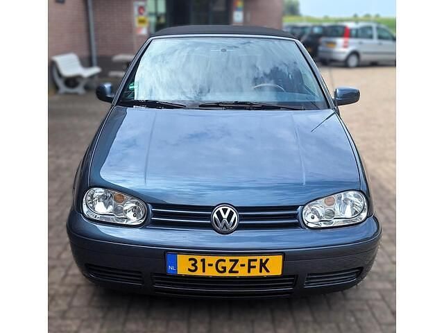 Occasion VW Golf Cabriolet Highline 116 PK (85 kW) 2001 Blauw Cabriolet