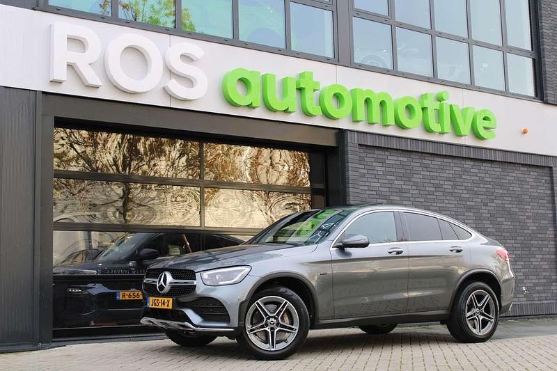 Occasion Mercedes GLC300e Premium Plus 320 PK (235 kW) 2021 Grijs Coupé