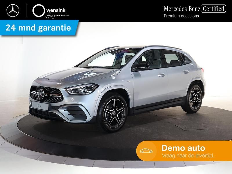 Occasion Mercedes GLA250 Business 163 PK (119 kW) 2025 Zilver SUV