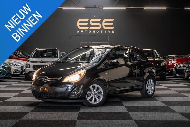 Zwart Gebruikt 2012 Opel Corsa Edition Hatchback | € 1.995 (Goede deal) - Afbeelding 1/4