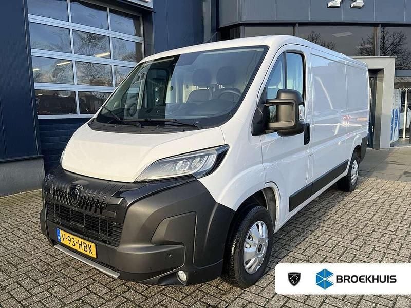Wit Gebruikt 2024 Peugeot Boxer S Van | € 24.800 (Eerlijke prijs) - Afbeelding 1/4