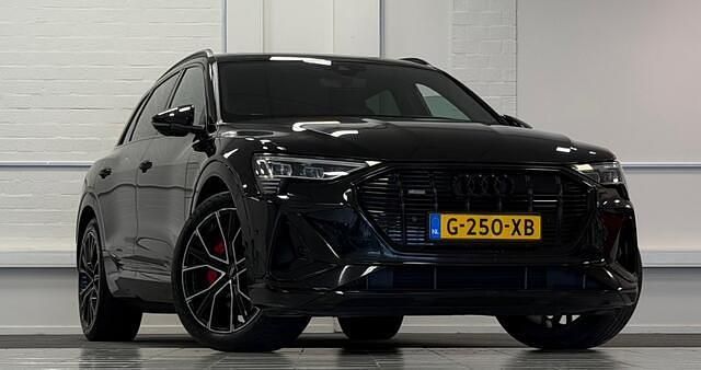 Occasion Audi e-tron S-Line 230 kW (313 PK) 2019 Zwart (metallic) SUV
