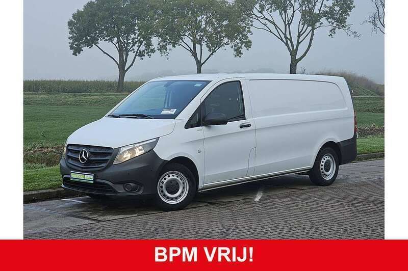 Wit Gebruikt 2018 Mercedes Vito MPV | € 13.500 (Goede deal) - Afbeelding 1/4