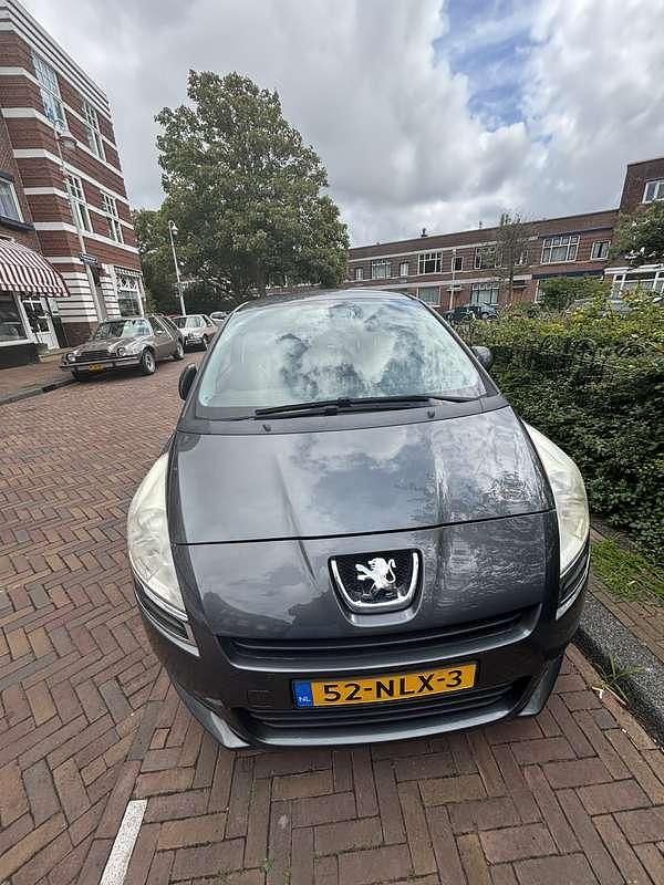 Gebruikt 2010 Peugeot 5008 Tendance MPV | € 3.100 (Eerlijke prijs) - Afbeelding 1/4