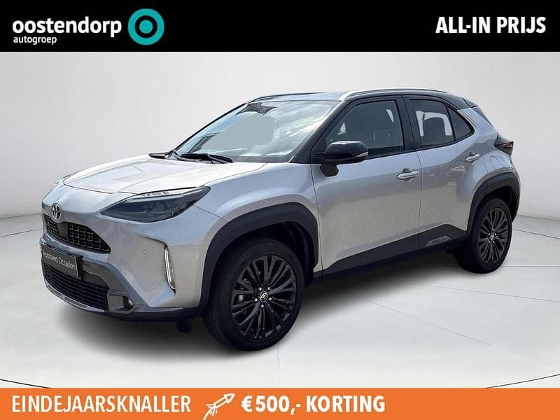 Grijs Gebruikt 2023 Toyota Yaris Cross SUV | € 28.345 (Eerlijke prijs) - Afbeelding 1/4